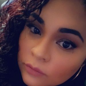 Meet your Posher, Paola